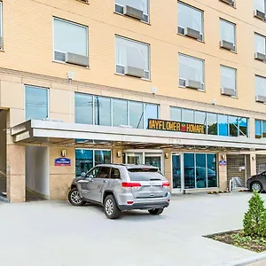 Hotel Howard Johnson By Wyndham Long Island New York